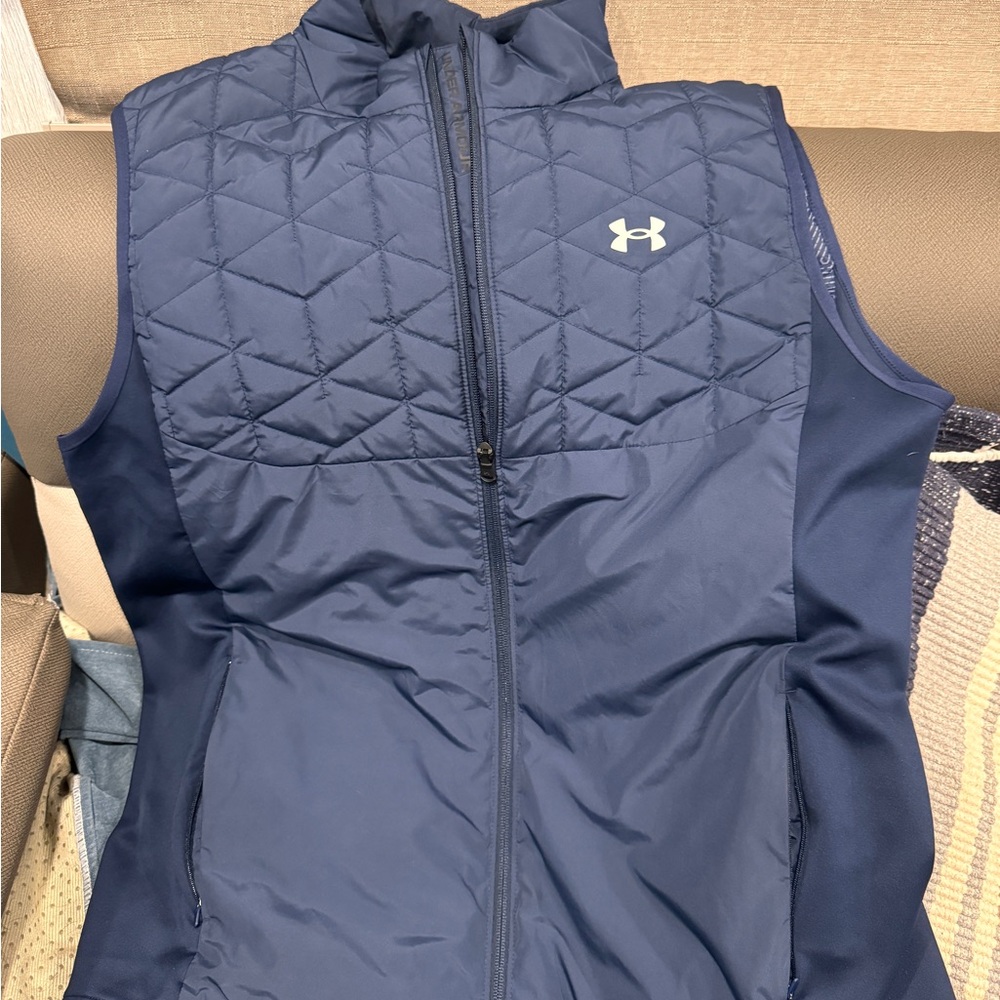 UA Storm Golf Vest